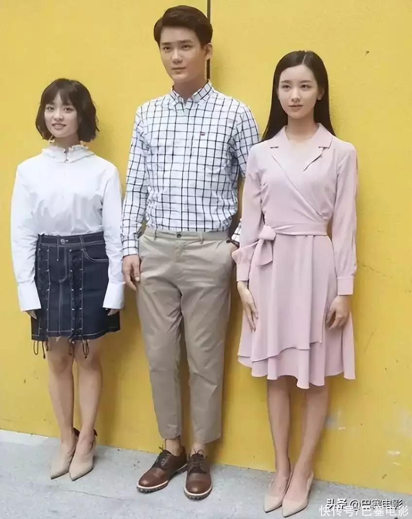 娱乐圈女明星身高对比_合影杀手身高劣势_娱乐圈娇小女明星
